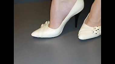 Lady L sexy white shoes.(video short version)