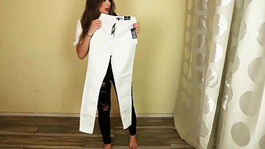 Big ass Teen Jeans try on