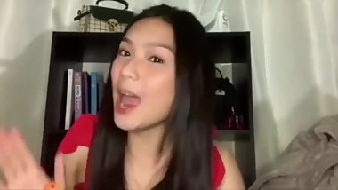 Francine Diaz masturbating