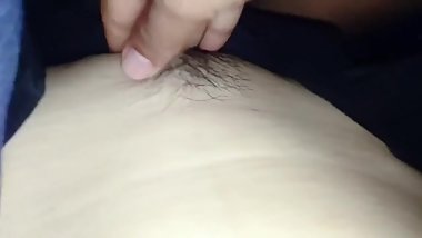 Menjelajahi Tubuh Mulus Mu