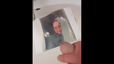 Cute 18+ Girl Getting A Cumtribute