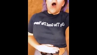 'Babe' gets bell shocked