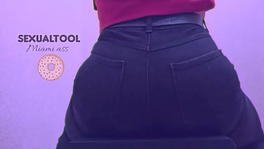 My firm ass bounces on the chair.