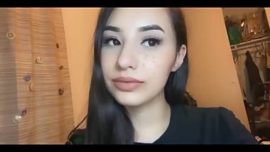 _princessvee__ slutty teen desperation - offering her amateur throat up for grabs!