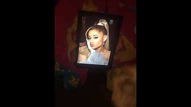 Teen CumTributes Ariana Grande