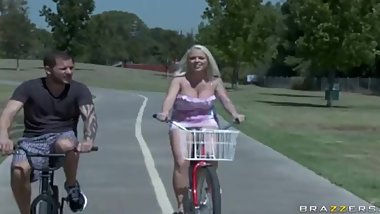 MGB Angel Vain SD169