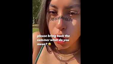 Sexy Latina shows off on her Instagram stories