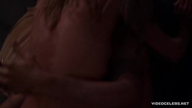 Scarlett Burke Ц Animal Kingdom s02e04 (2017)