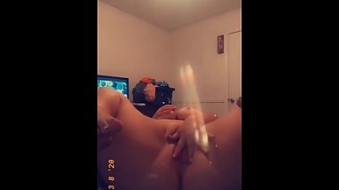 Thick bitch fingering
