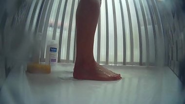 GF teen feet in shower with pee