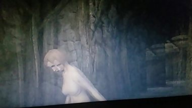 Skyrim - Ahri Cosplayer Seeks Relief During Helgen Escape