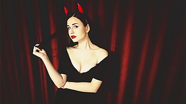 Lover Pussy Licking and Girlfriend Sucking Dick after Halloween Party